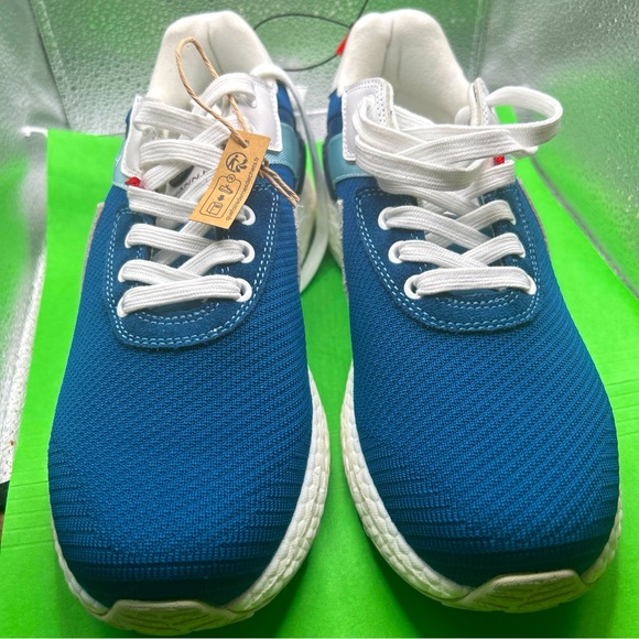 ELHANN.H The RN 838K is a running model in breathable knit. This trainer with - Picture 1 of 7